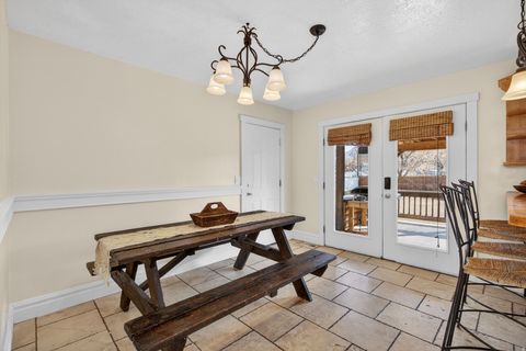 Tiny photo for 42 E 400 N, Santaquin, UT 84655 (MLS # 2135873)