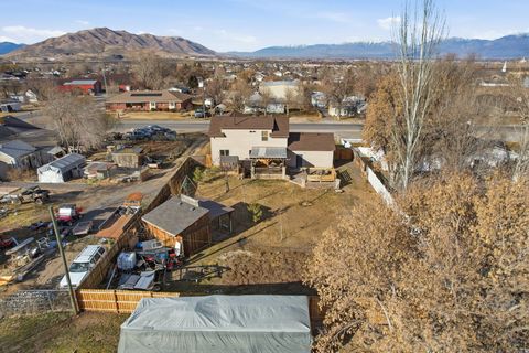 Tiny photo for 42 E 400 N, Santaquin, UT 84655 (MLS # 2135873)