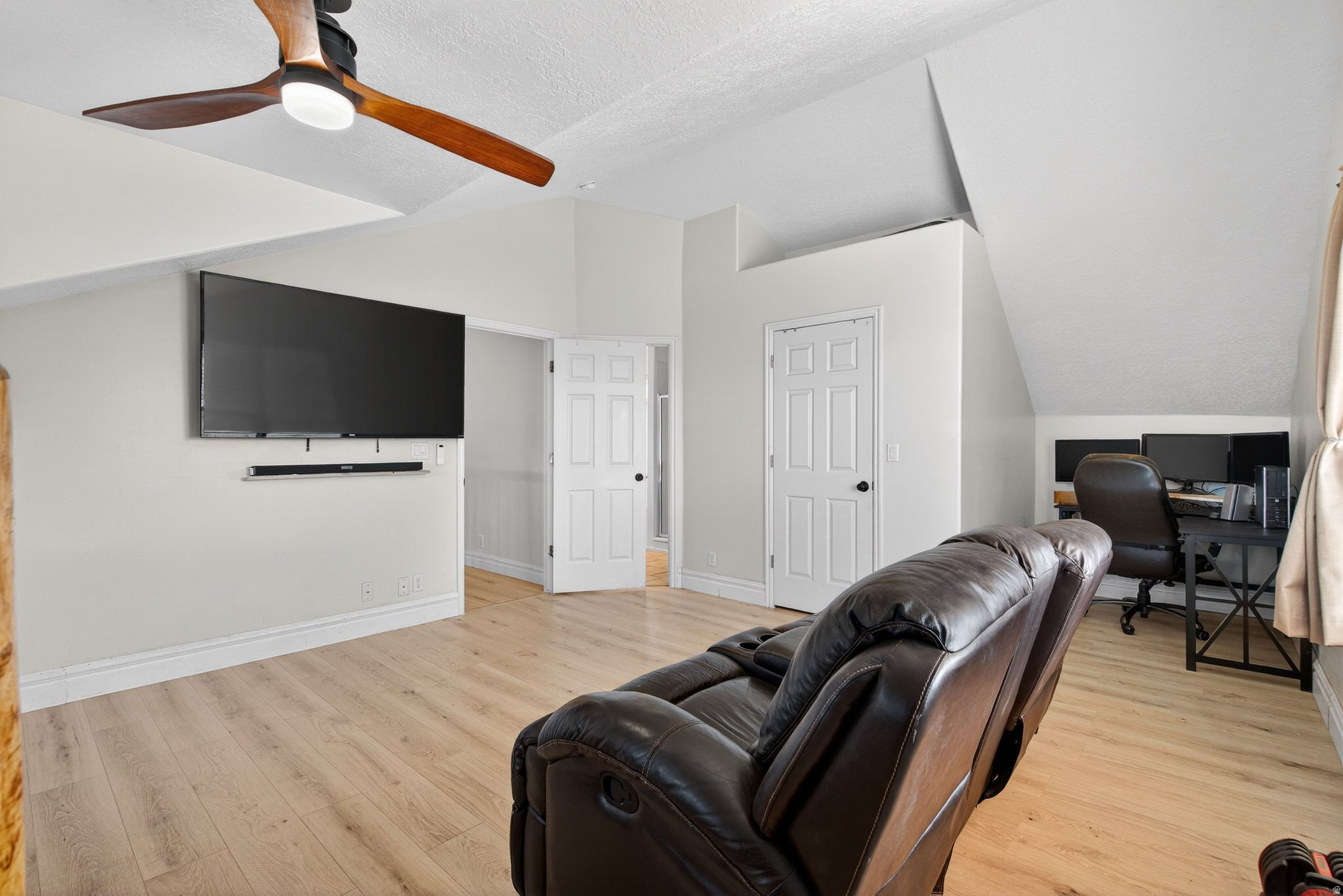 SWAN I - Residential