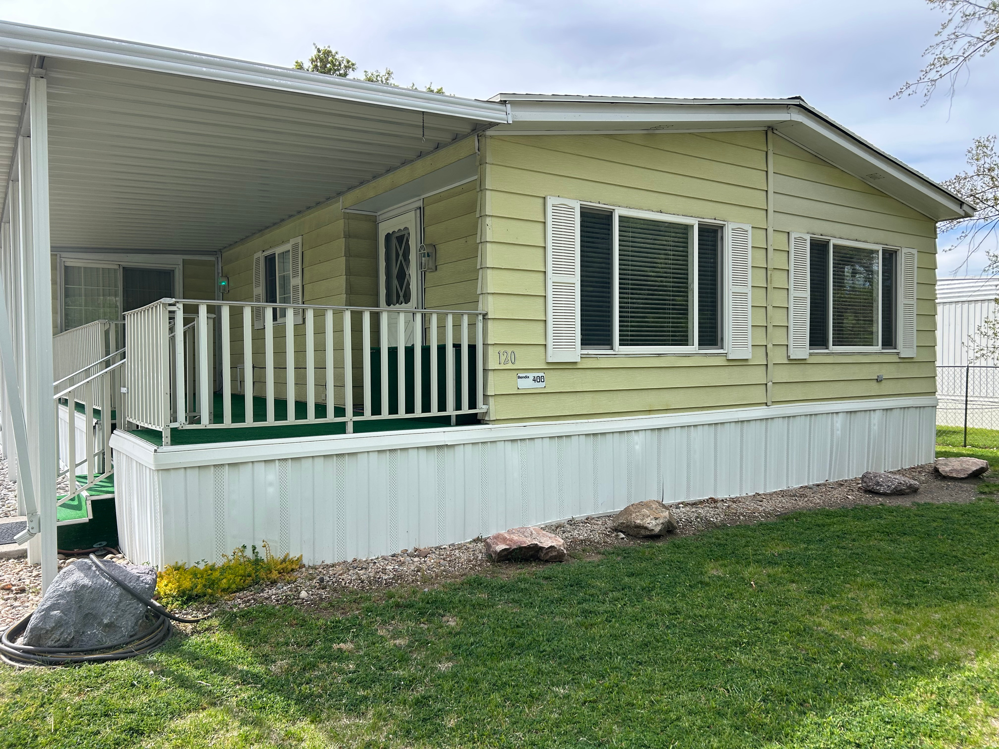 RIVERSIDE VILLAGE - Residential