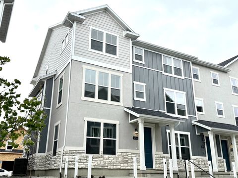 Photo of 8254 W JOSHUA TREE LN, Magna, UT 84044 (MLS # 2085004)
