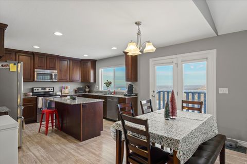 Tiny photo for 1475 MUELLER RD, Bountiful, UT 84010 (MLS # 2125170)