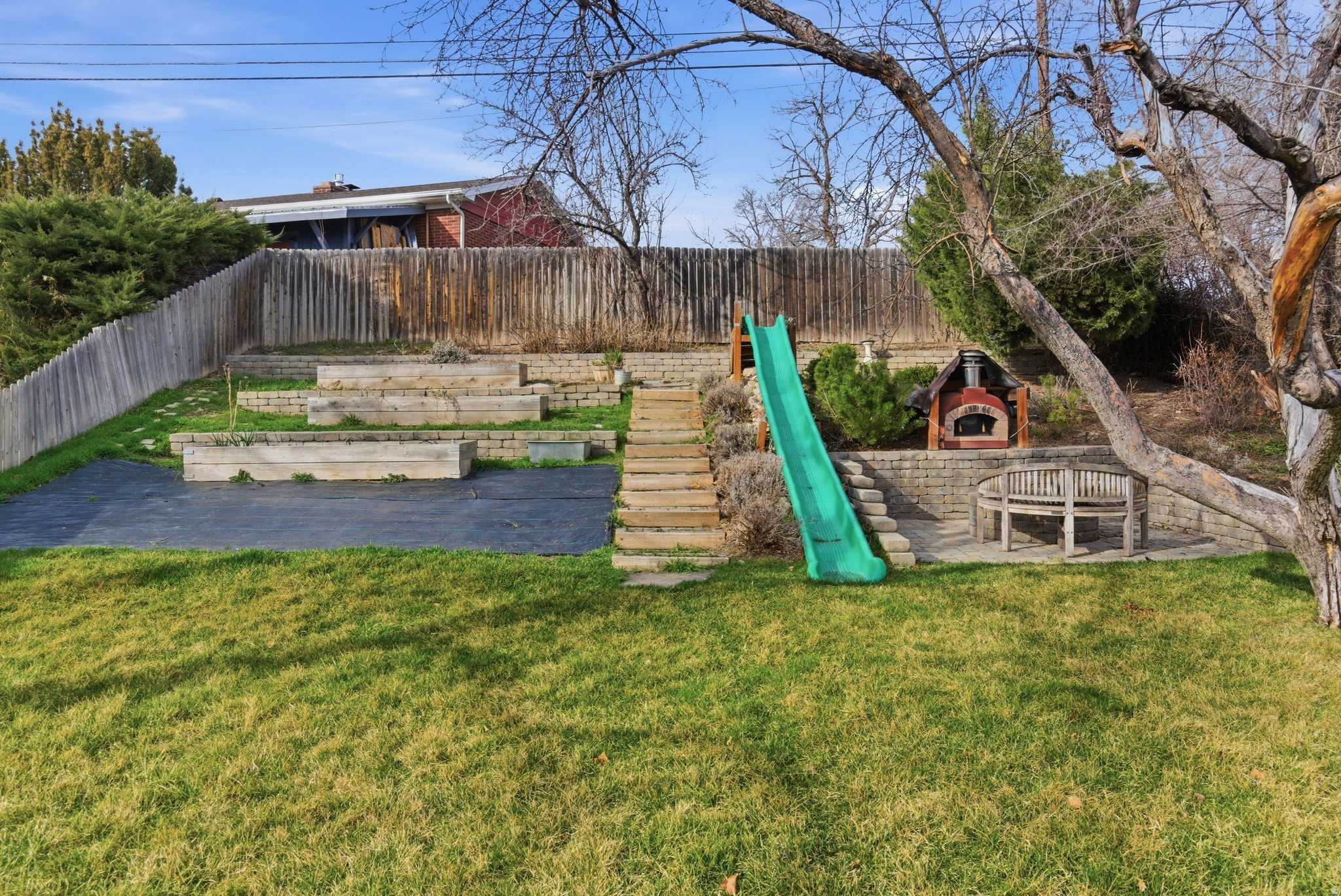 MOUNTAINAIRE ACRES - Residential