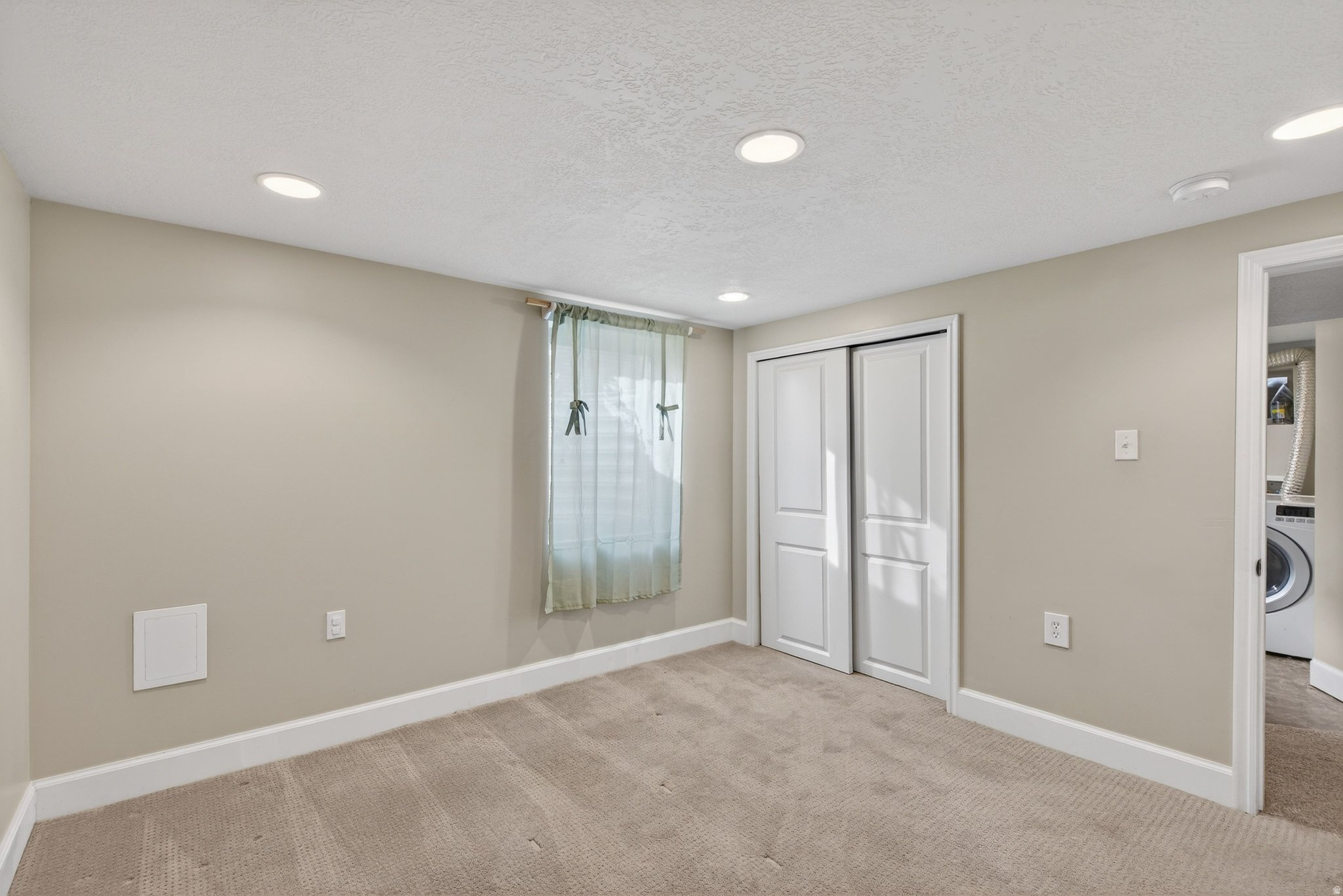 MOUNTAINAIRE ACRES - Residential