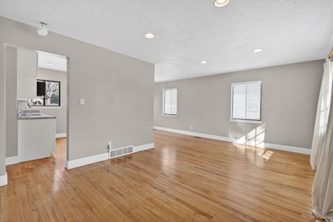 Tiny photo for 1611 E 3010 S, Salt Lake City, UT 84106 (MLS # 2141052)