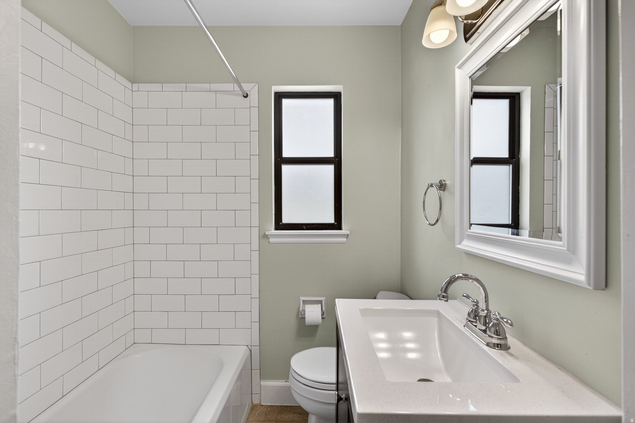 MOUNTAINAIRE ACRES - Residential