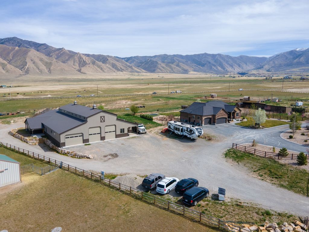 Photo of 3050 N BRONZEWOOD CIR, Erda, UT 84074 (MLS # 2146543)