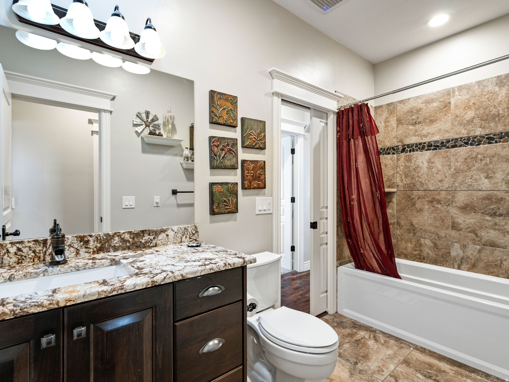 BROOKFIELD ESTATES - Residential