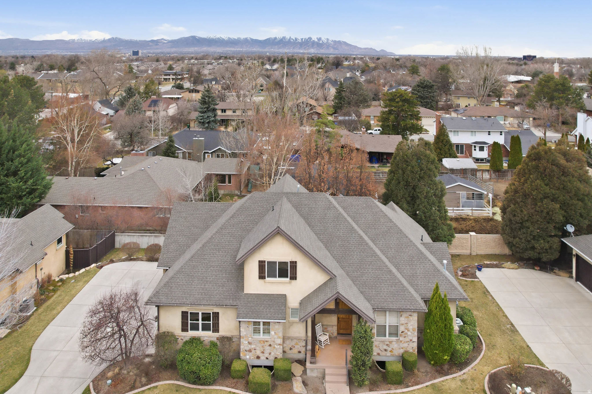 COTTONWOOD MEADOWS - Residential