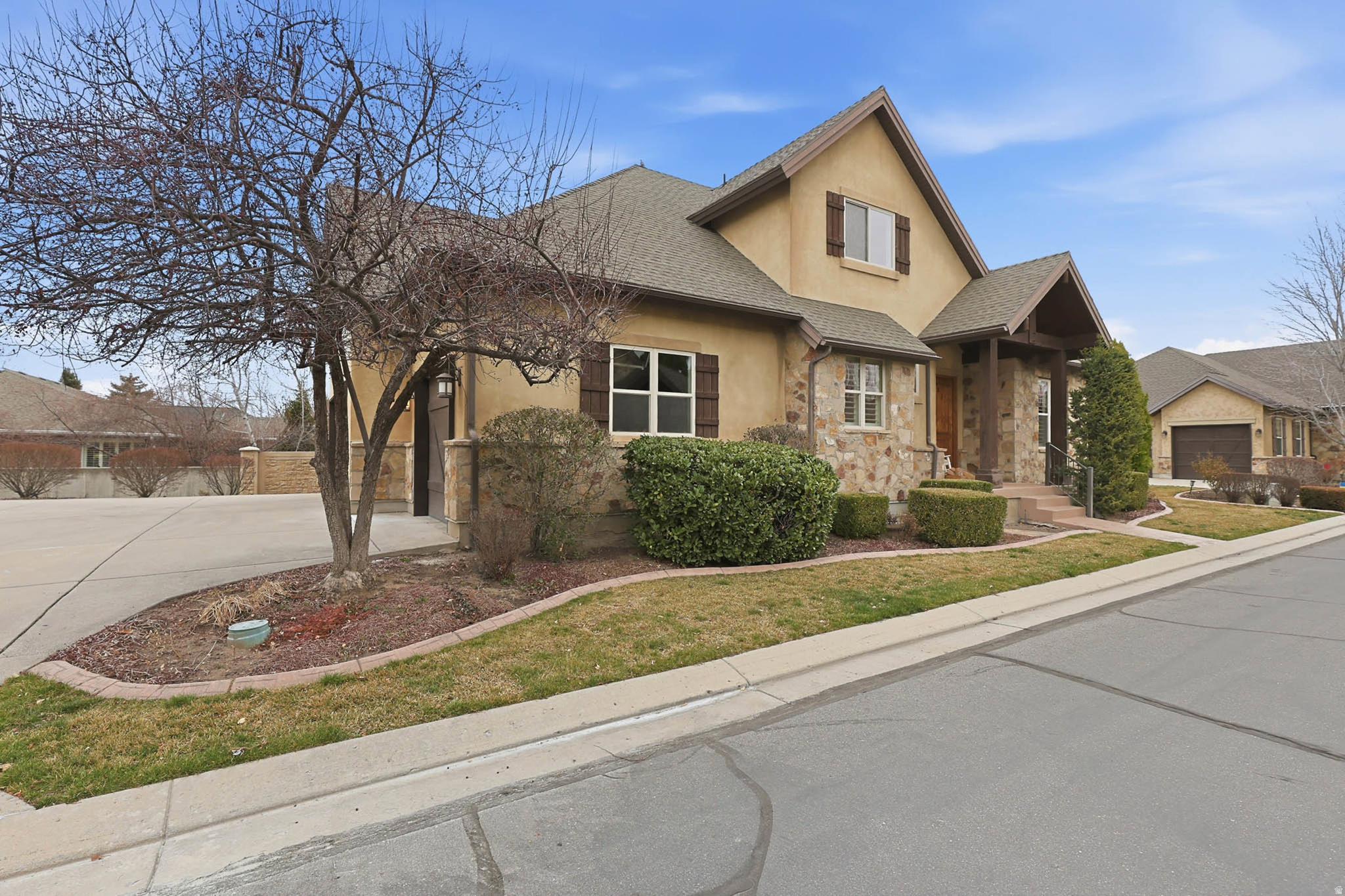 COTTONWOOD MEADOWS - Residential
