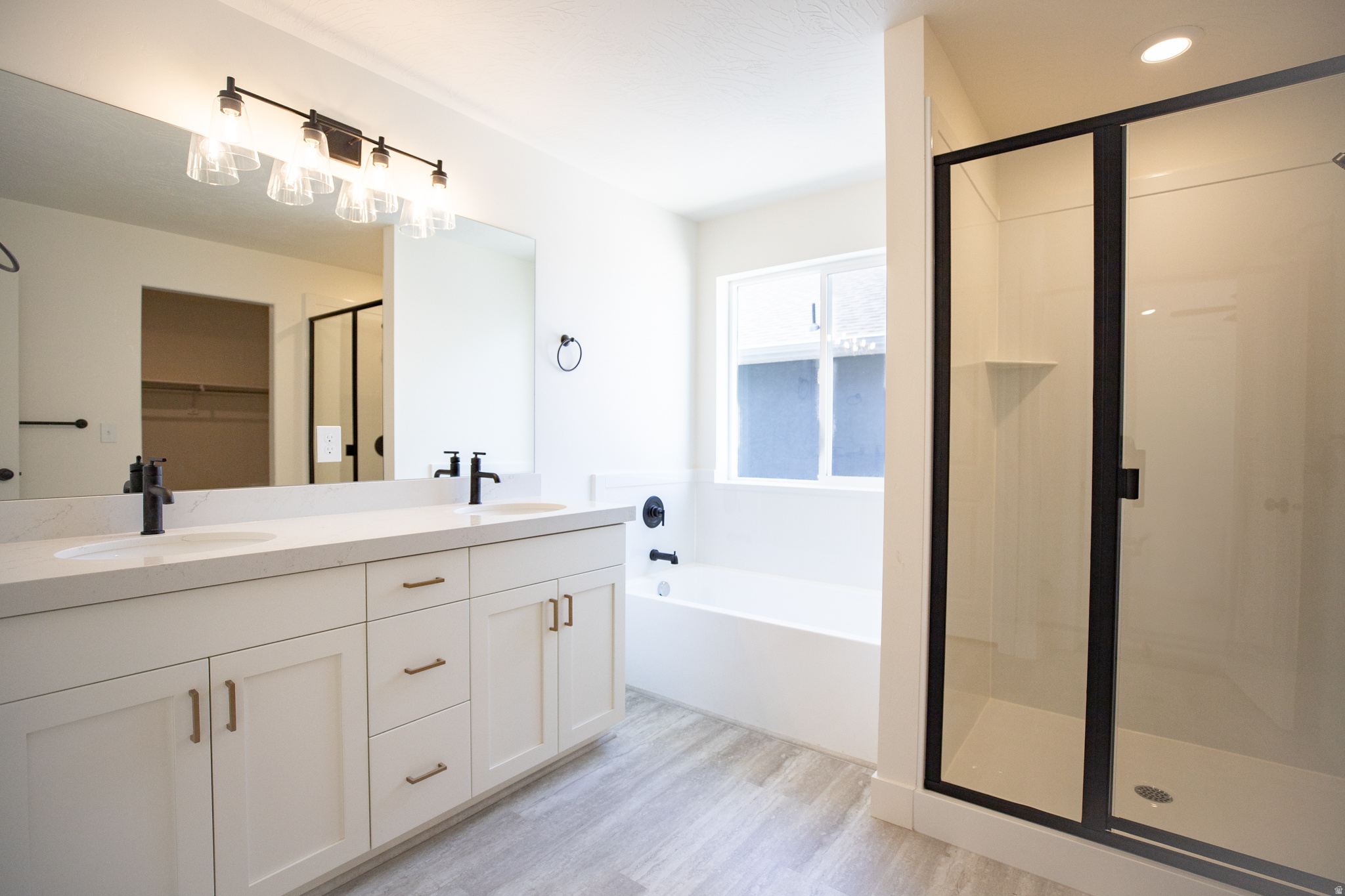 EAGLE MOUNTAIN - Residential