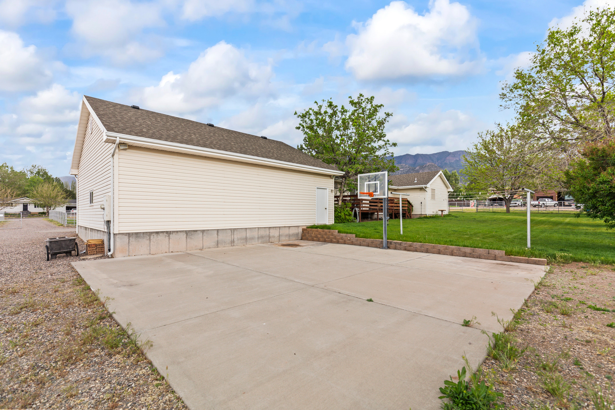 RED BUTTE - Residential