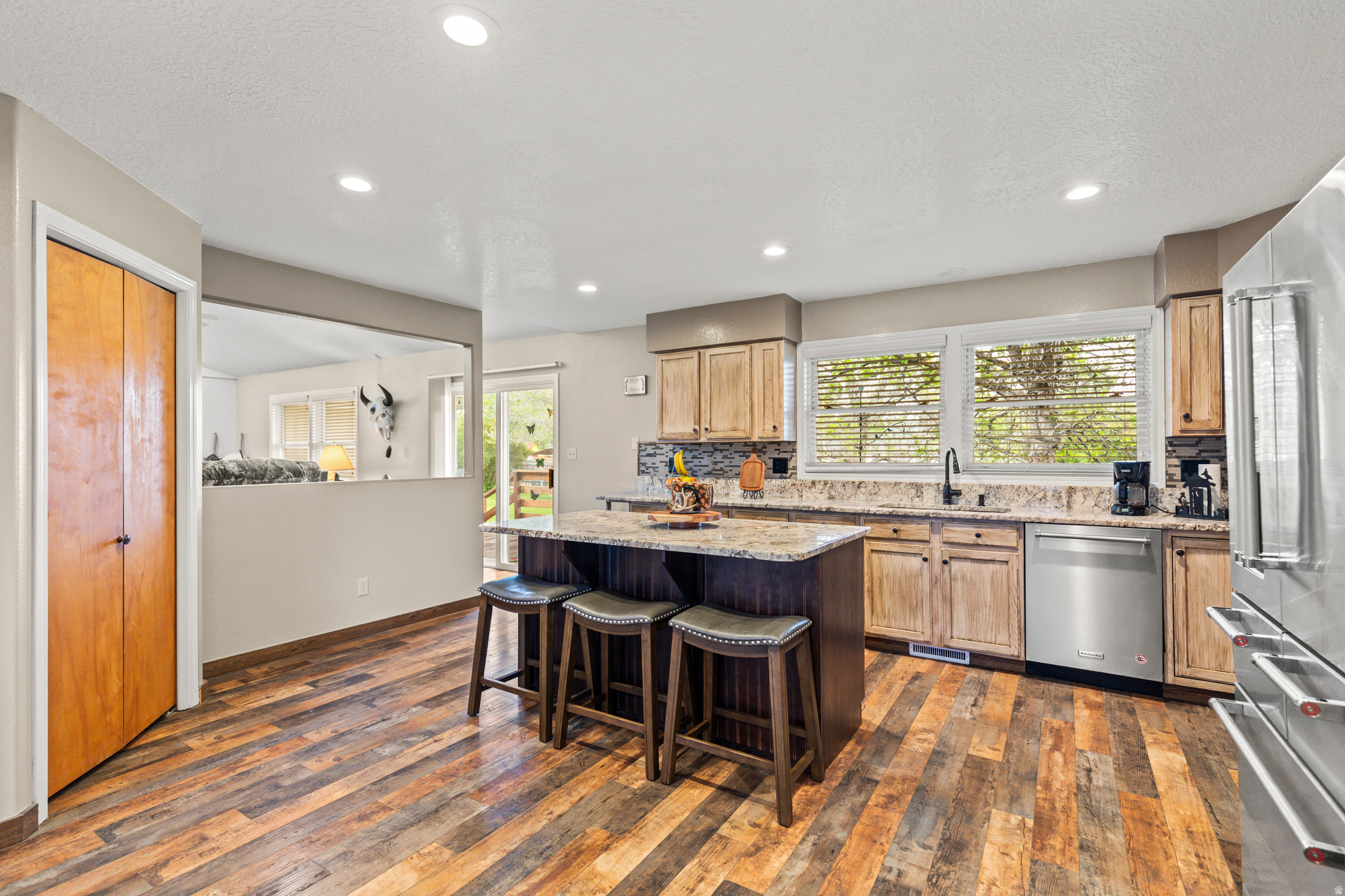 RED BUTTE - Residential