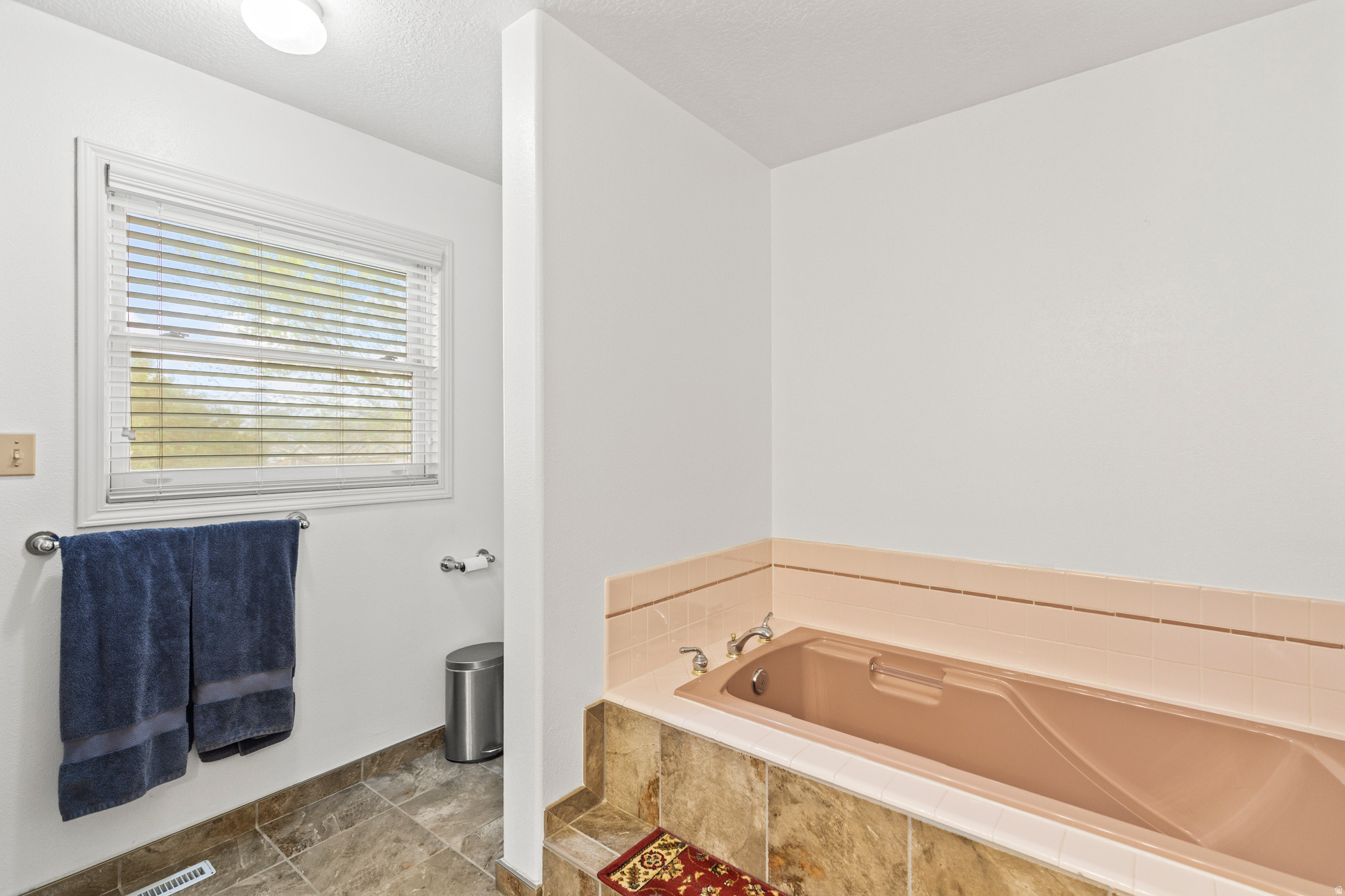 RED BUTTE - Residential