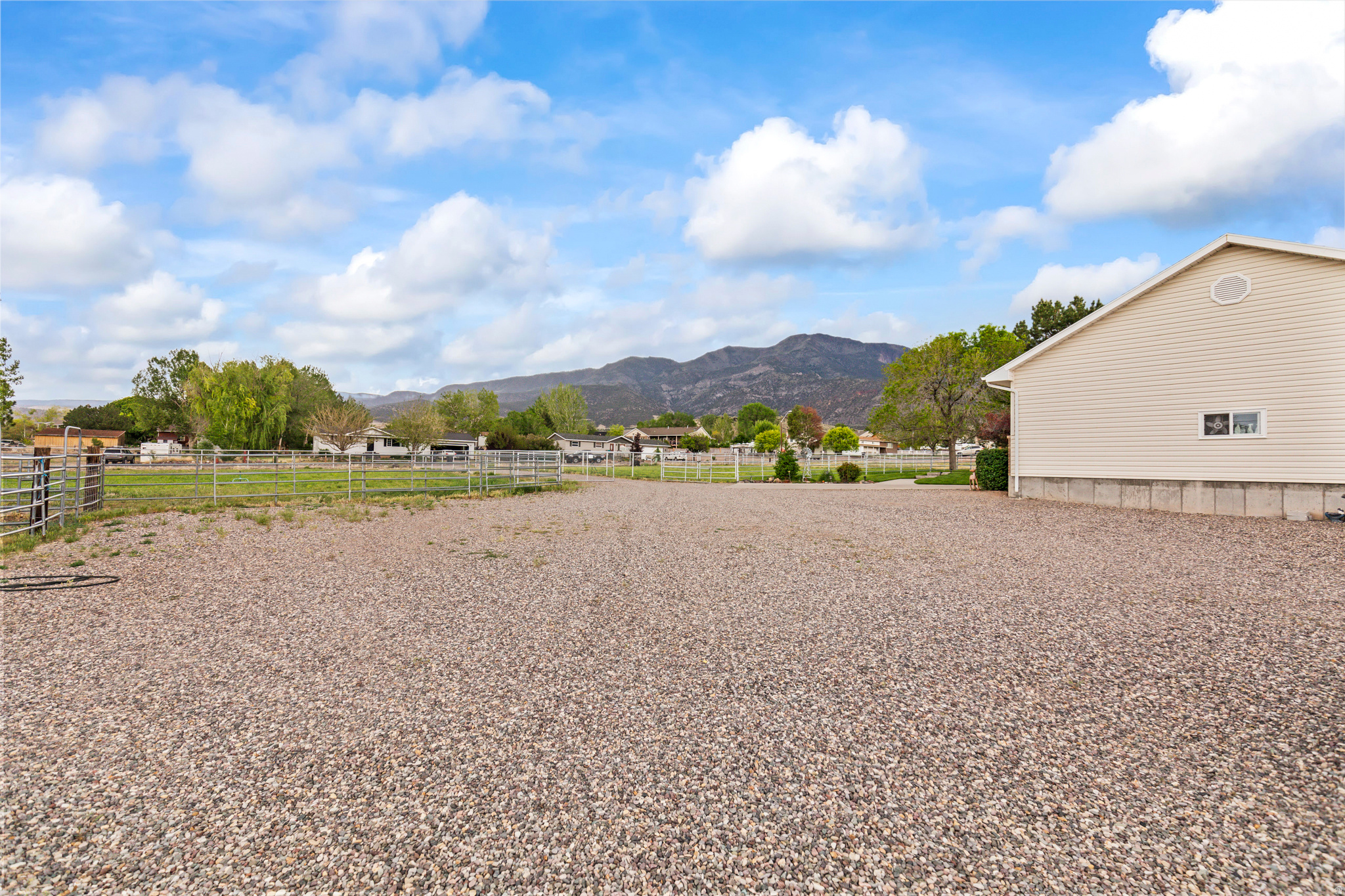 RED BUTTE - Residential