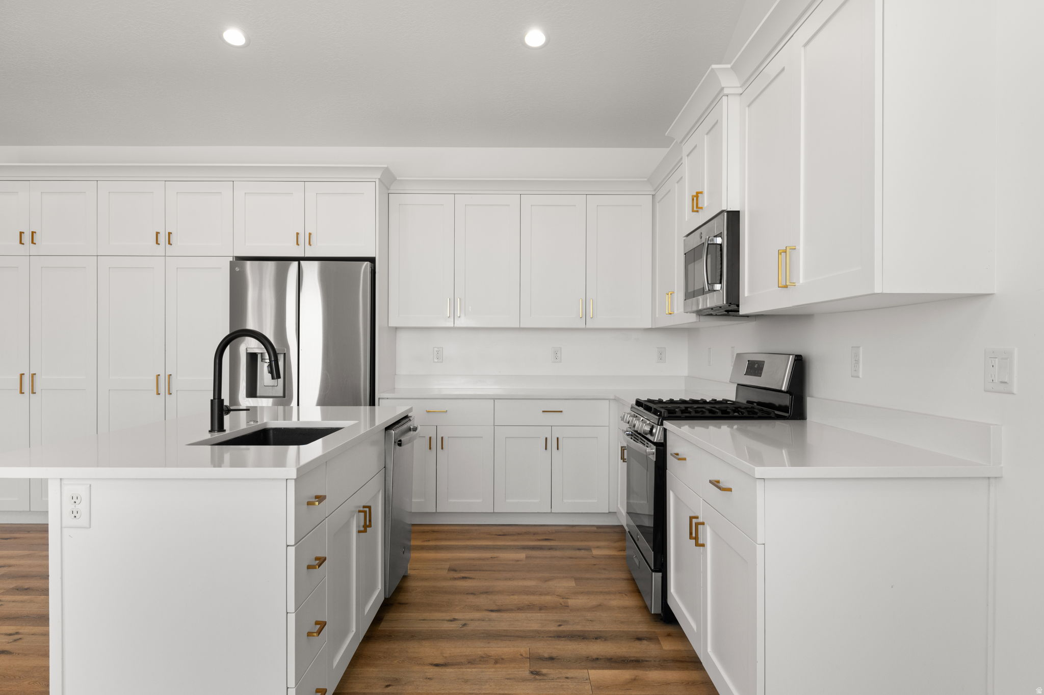 VALLEY VIEW - Residential