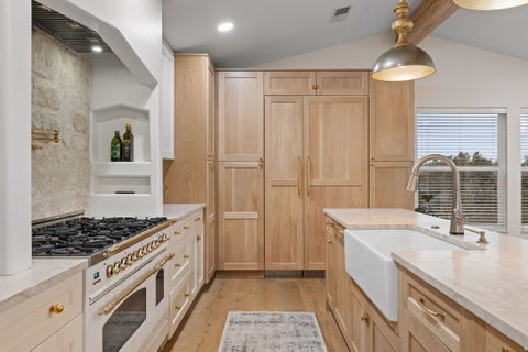 Tiny photo for 126 S SUNSET DR, Farmington, UT 84025 (MLS # 2167938)