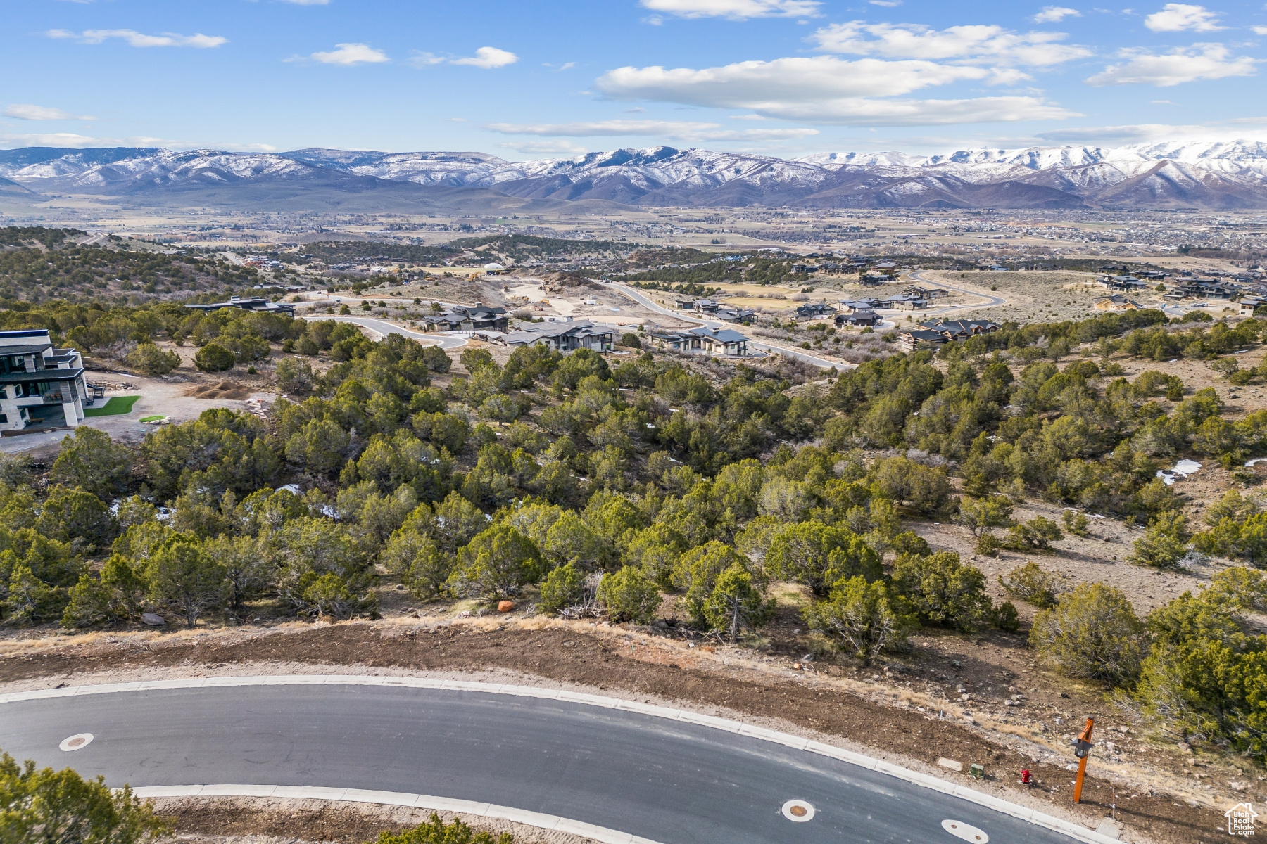 RED LEDGES - Land