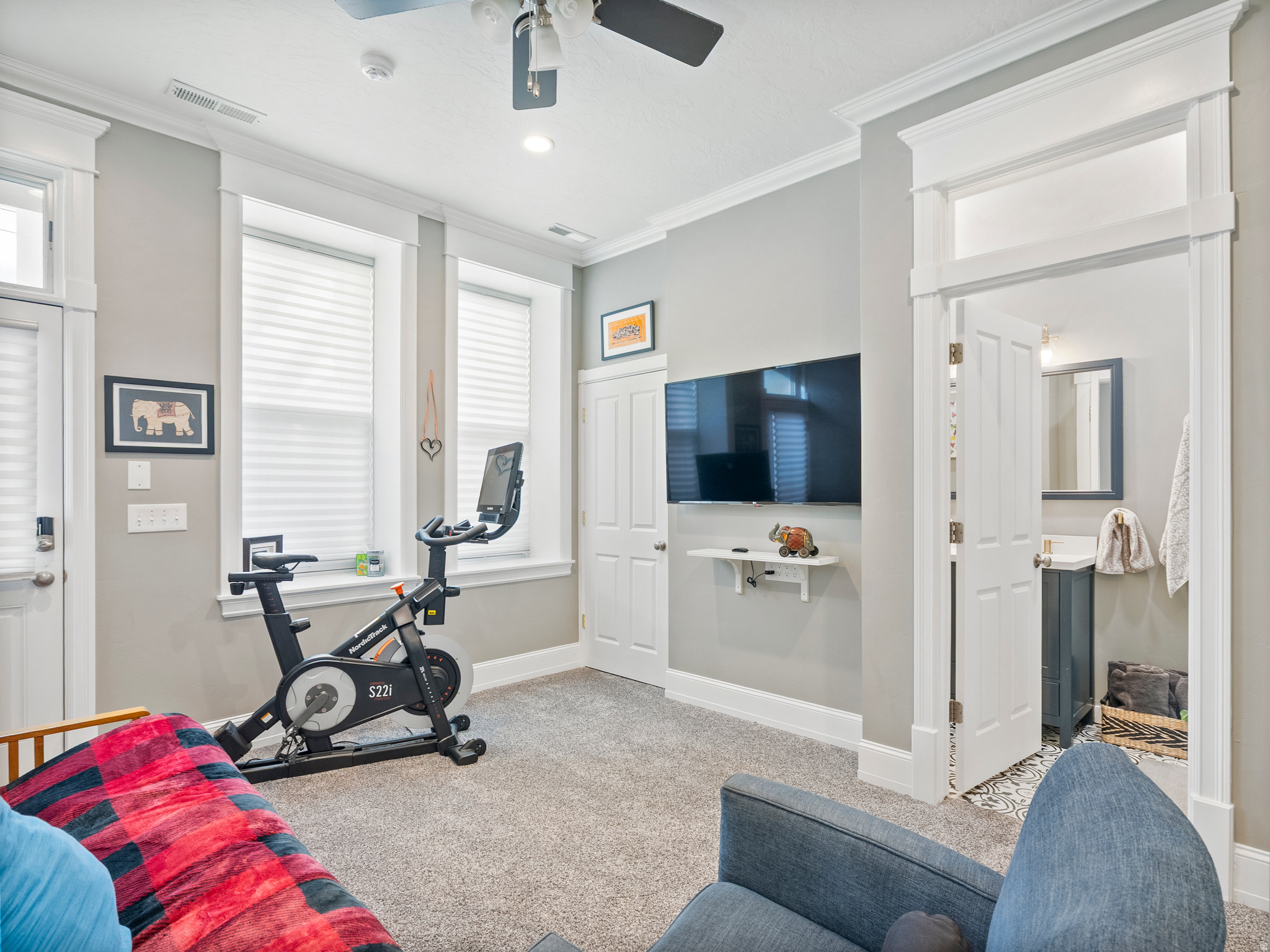 AVENUES - Residential