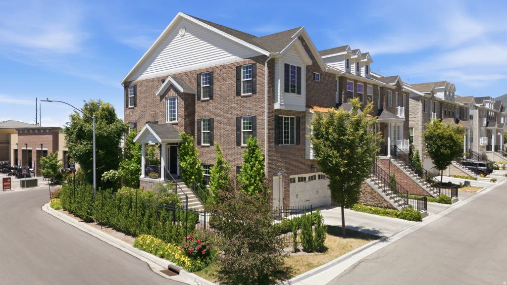 Photo of 3707 N 60 E, Provo, UT 84604 (MLS # 2165891)