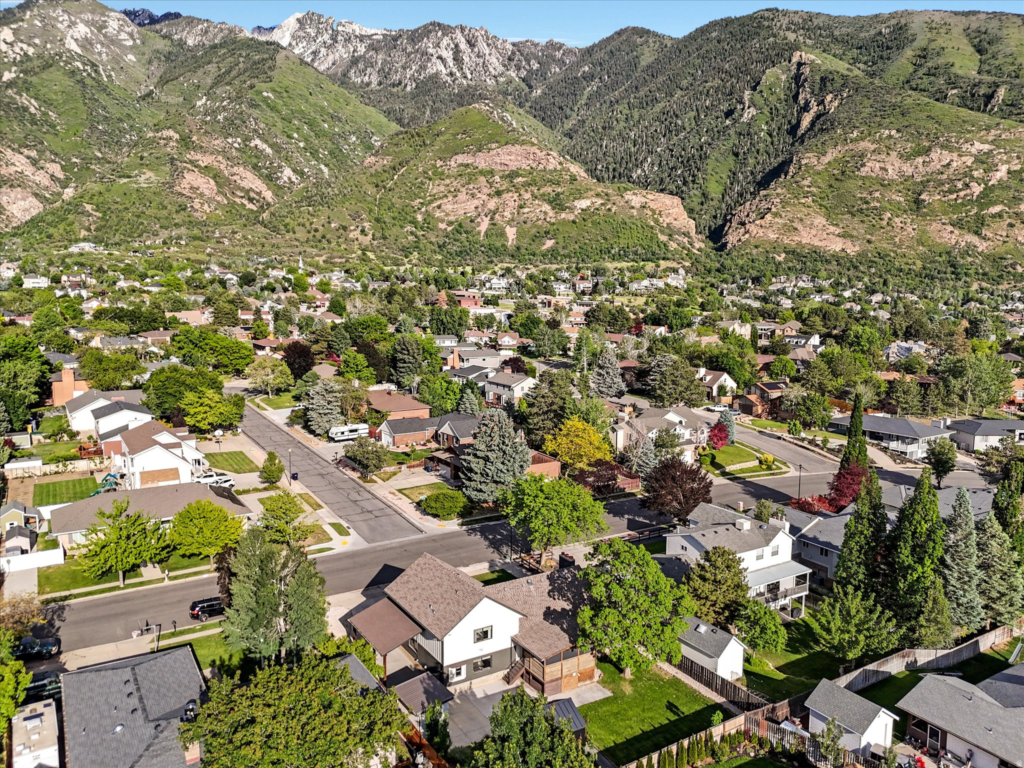 VILLAGE - Residential