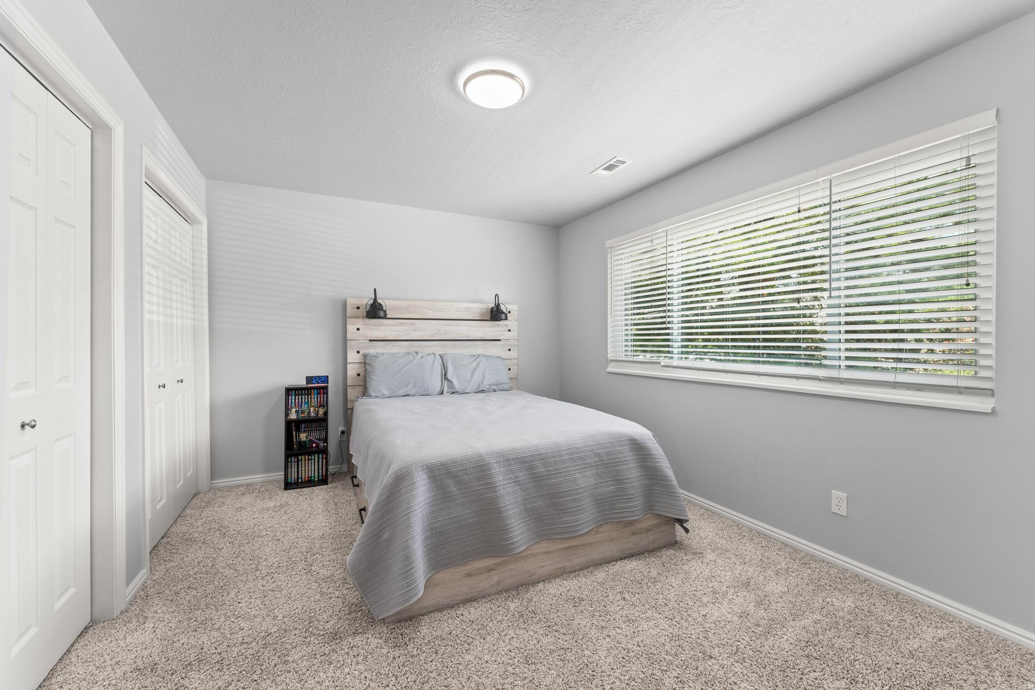 APPLE ESTATES - Residential