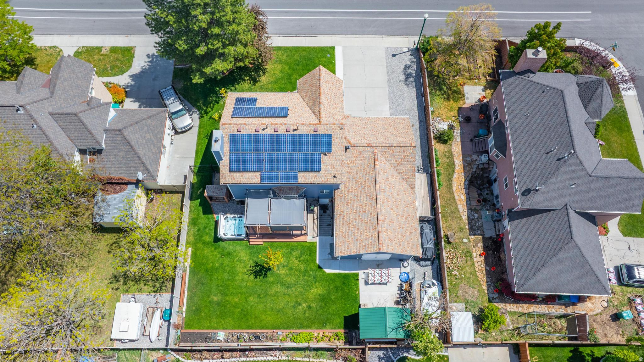 APPLE ESTATES - Residential