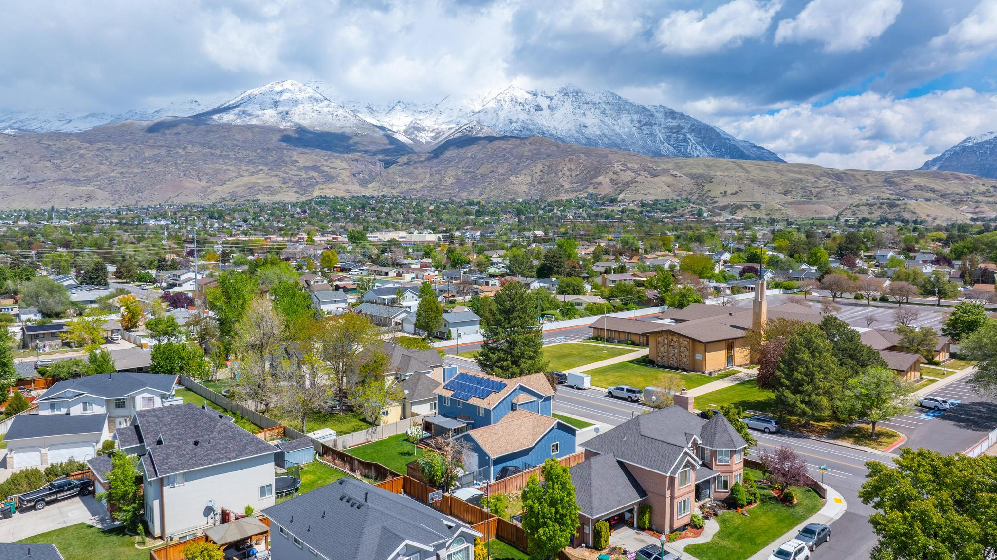 APPLE ESTATES - Residential