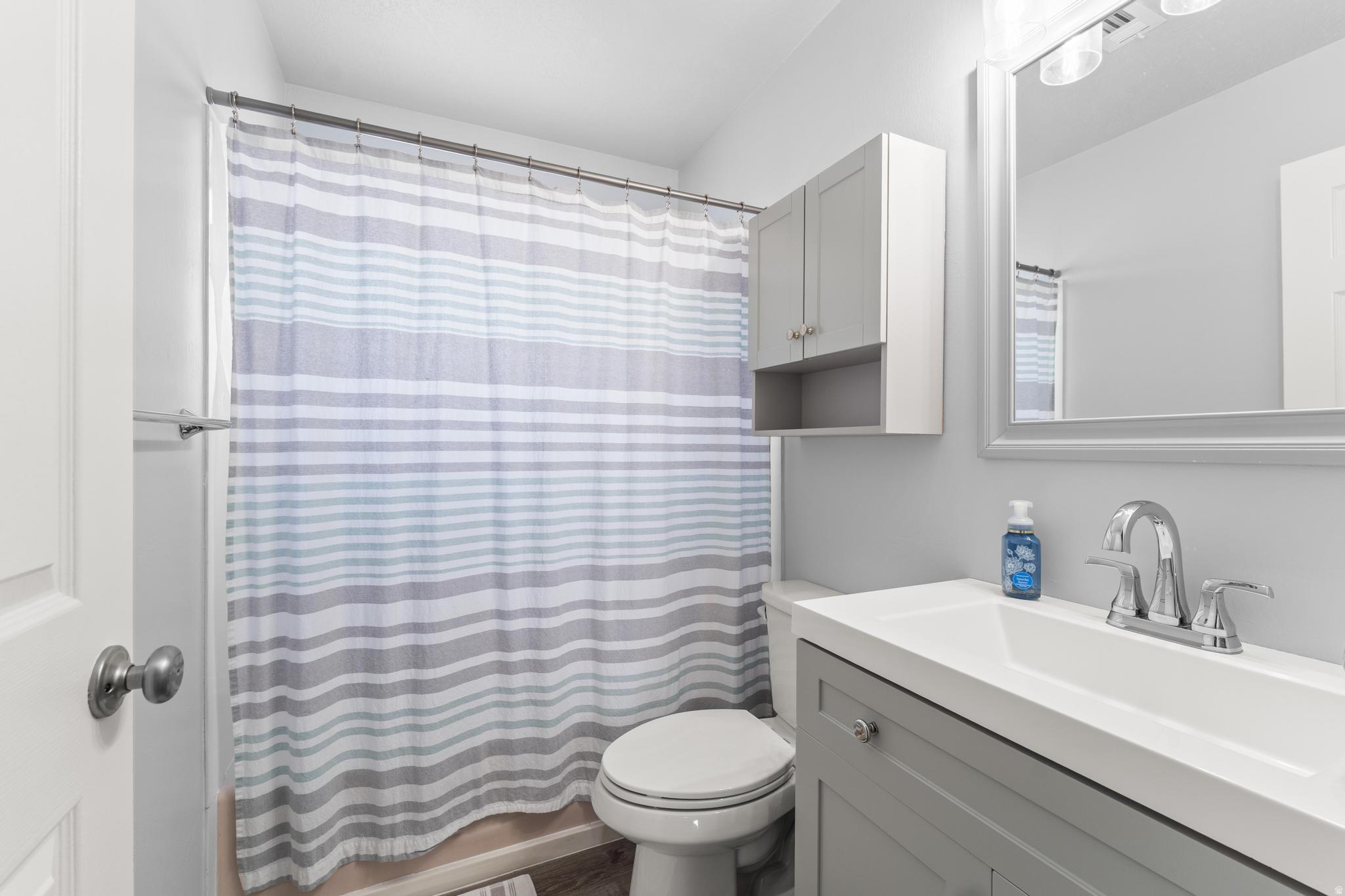 APPLE ESTATES - Residential