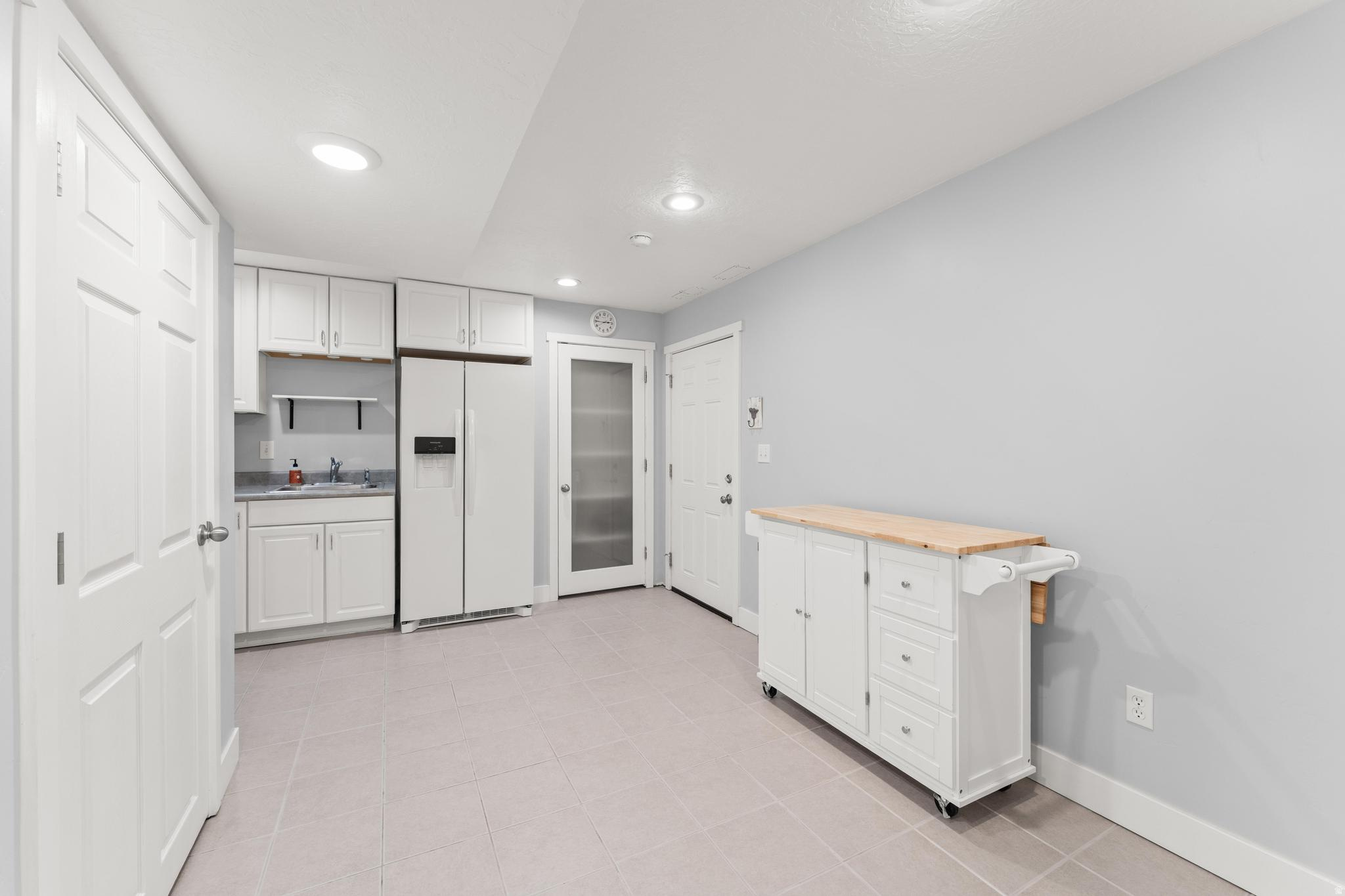 APPLE ESTATES - Residential