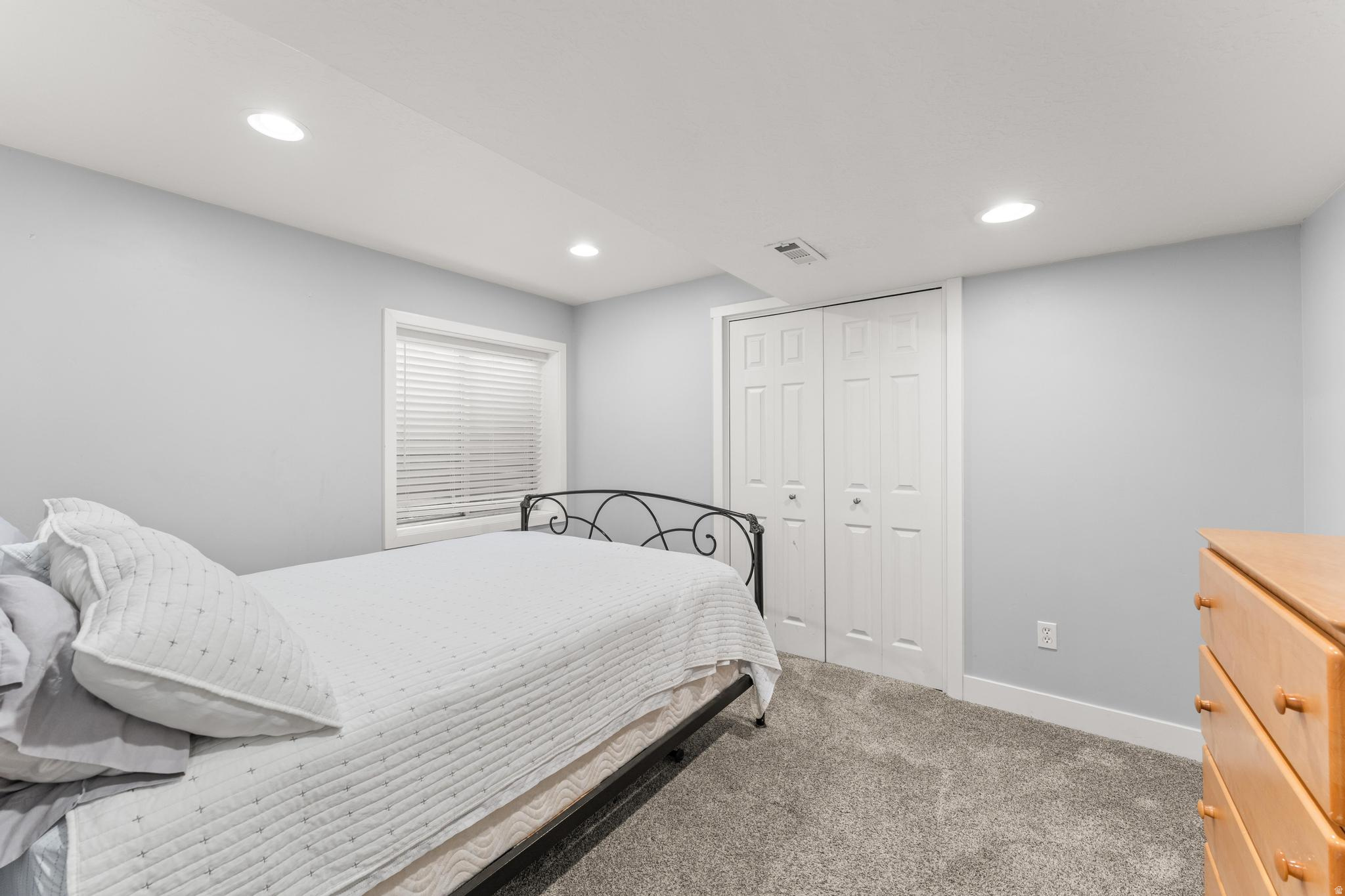 APPLE ESTATES - Residential