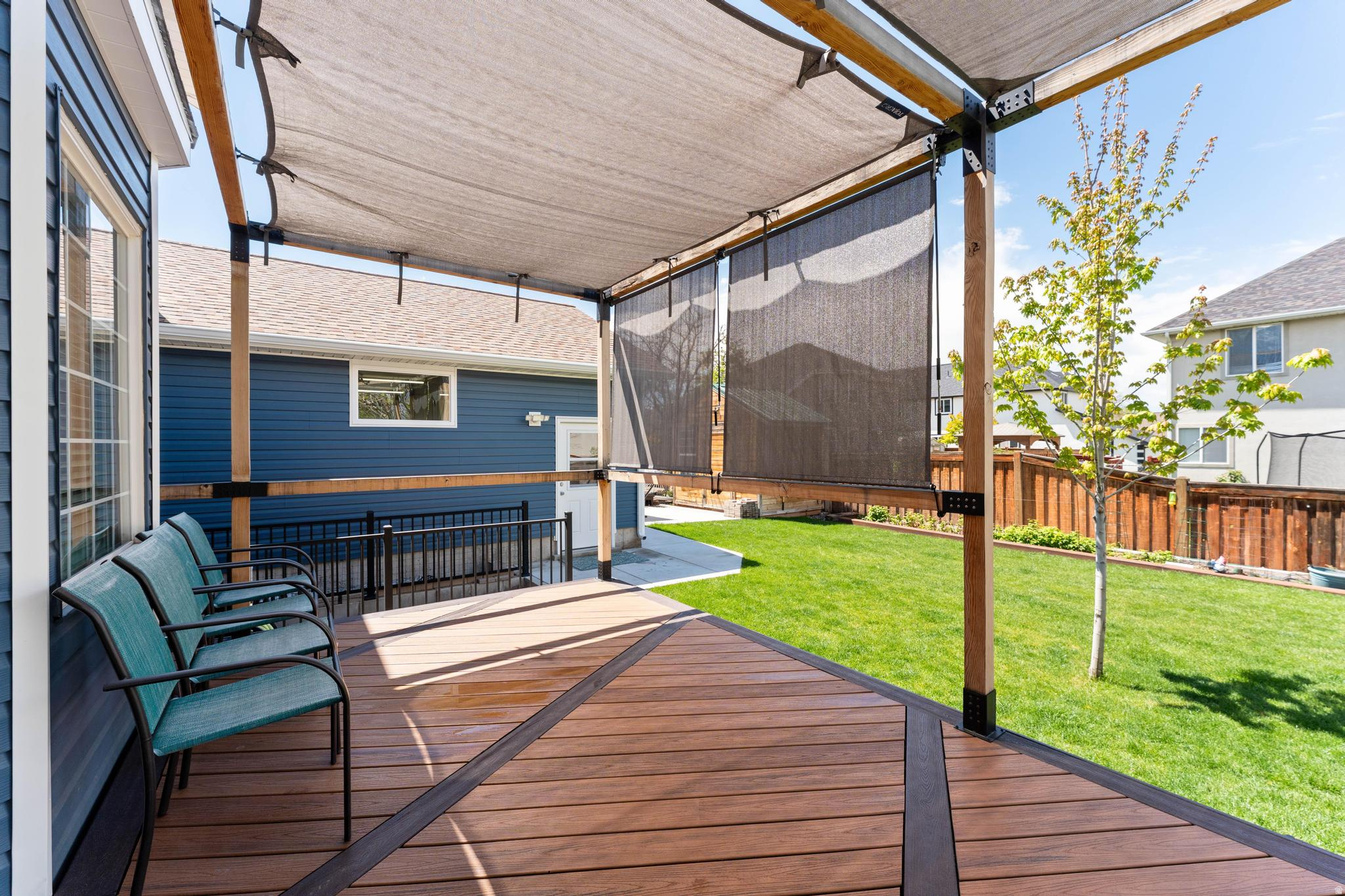 APPLE ESTATES - Residential