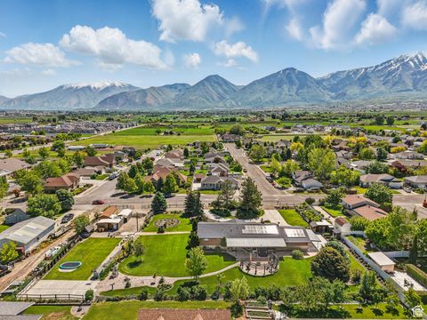 Tiny photo for 208 S 1100 E, Payson, UT 84651 (MLS # 2116457)