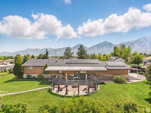 Tiny photo for 208 S 1100 E, Payson, UT 84651 (MLS # 2116457)