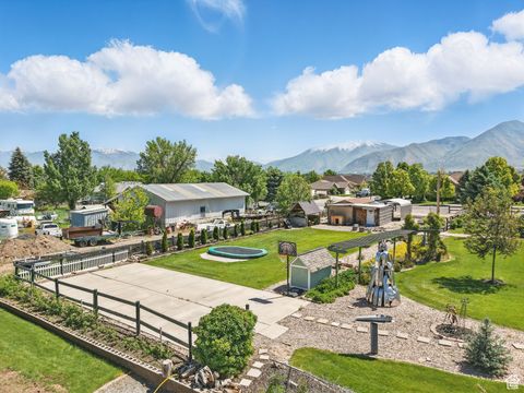 Tiny photo for 208 S 1100 E, Payson, UT 84651 (MLS # 2116457)