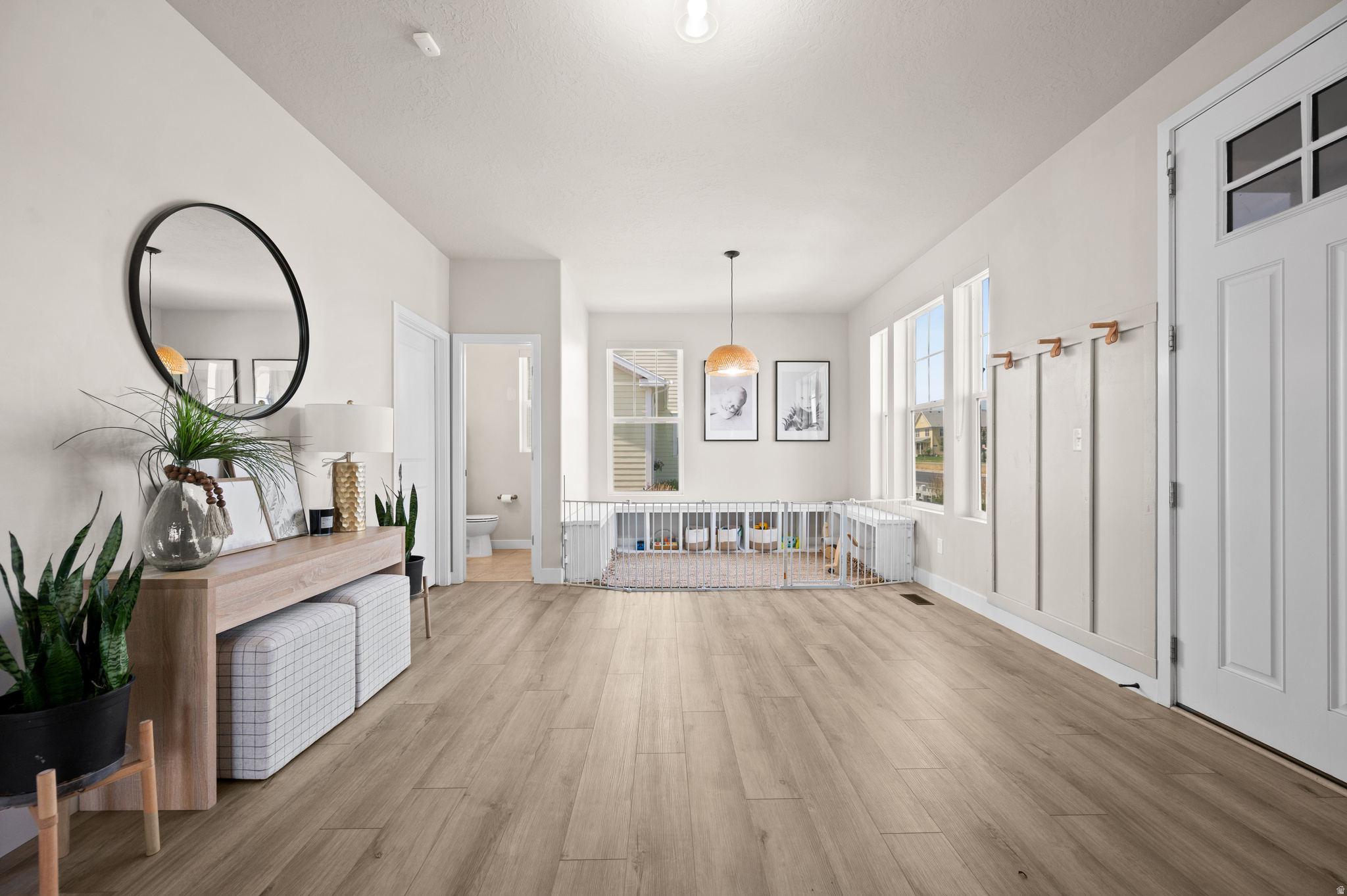 DAYBREAK - Residential