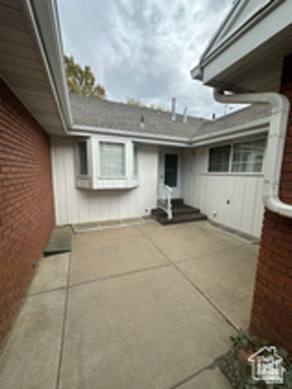 Photo of 5488 S 250 E, Washington Terrace, UT 84405 (MLS # 2141464)