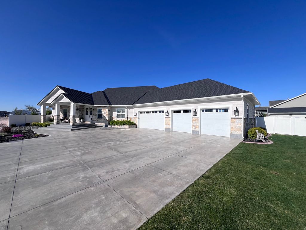 Photo of 2437 N 2950 W, Plain City, UT 84404 (MLS # 2154245)
