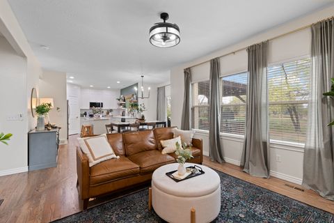 Tiny photo for 9877 N OXFORD CT, Highland, UT 84003 (MLS # 2147628)