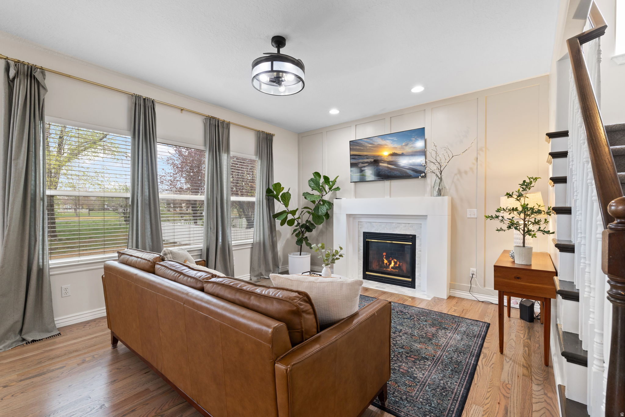 WINDSOR MEADOWS - Residential