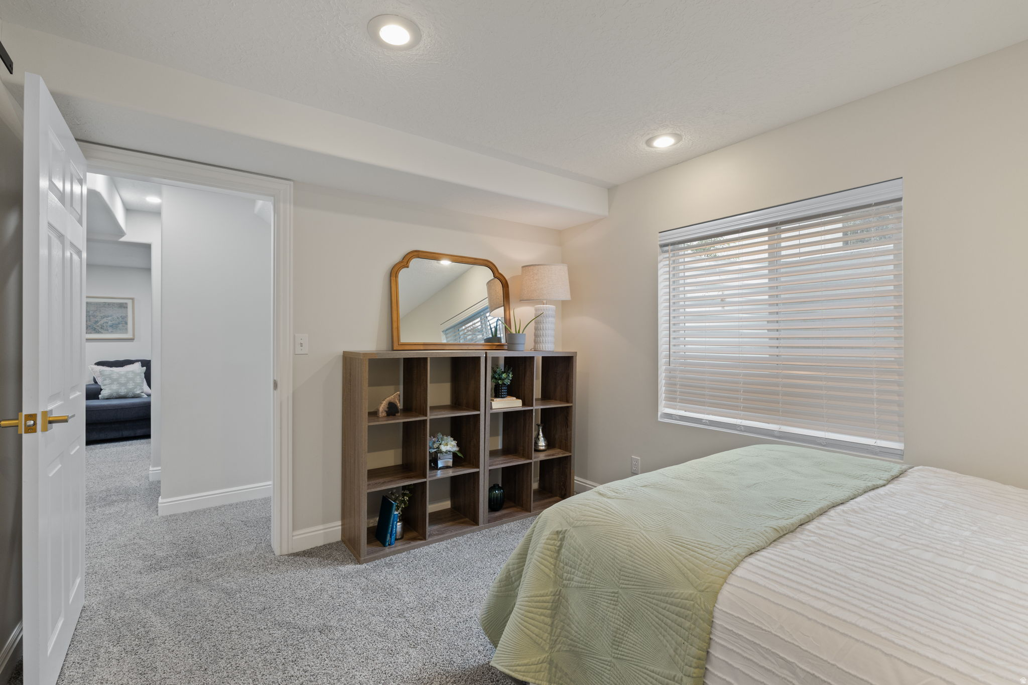 WINDSOR MEADOWS - Residential