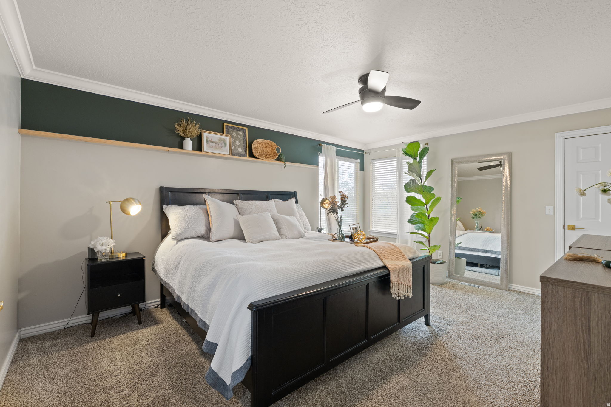 WINDSOR MEADOWS - Residential