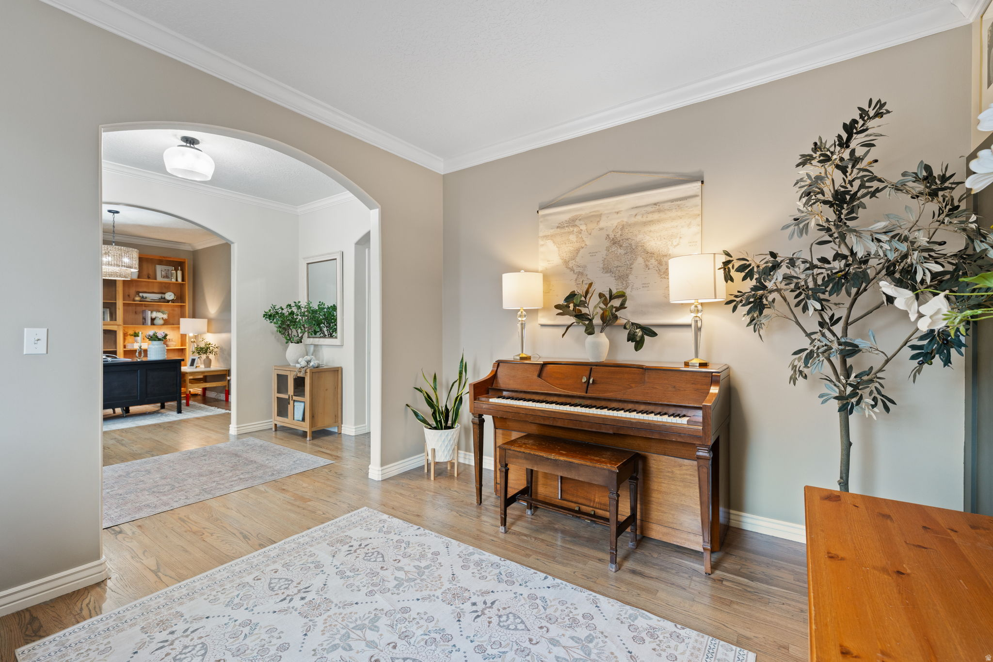 WINDSOR MEADOWS - Residential