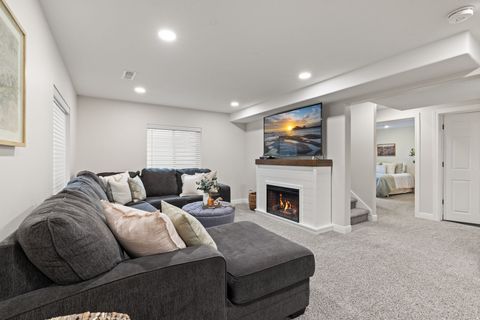 Tiny photo for 9877 N OXFORD CT, Highland, UT 84003 (MLS # 2147628)