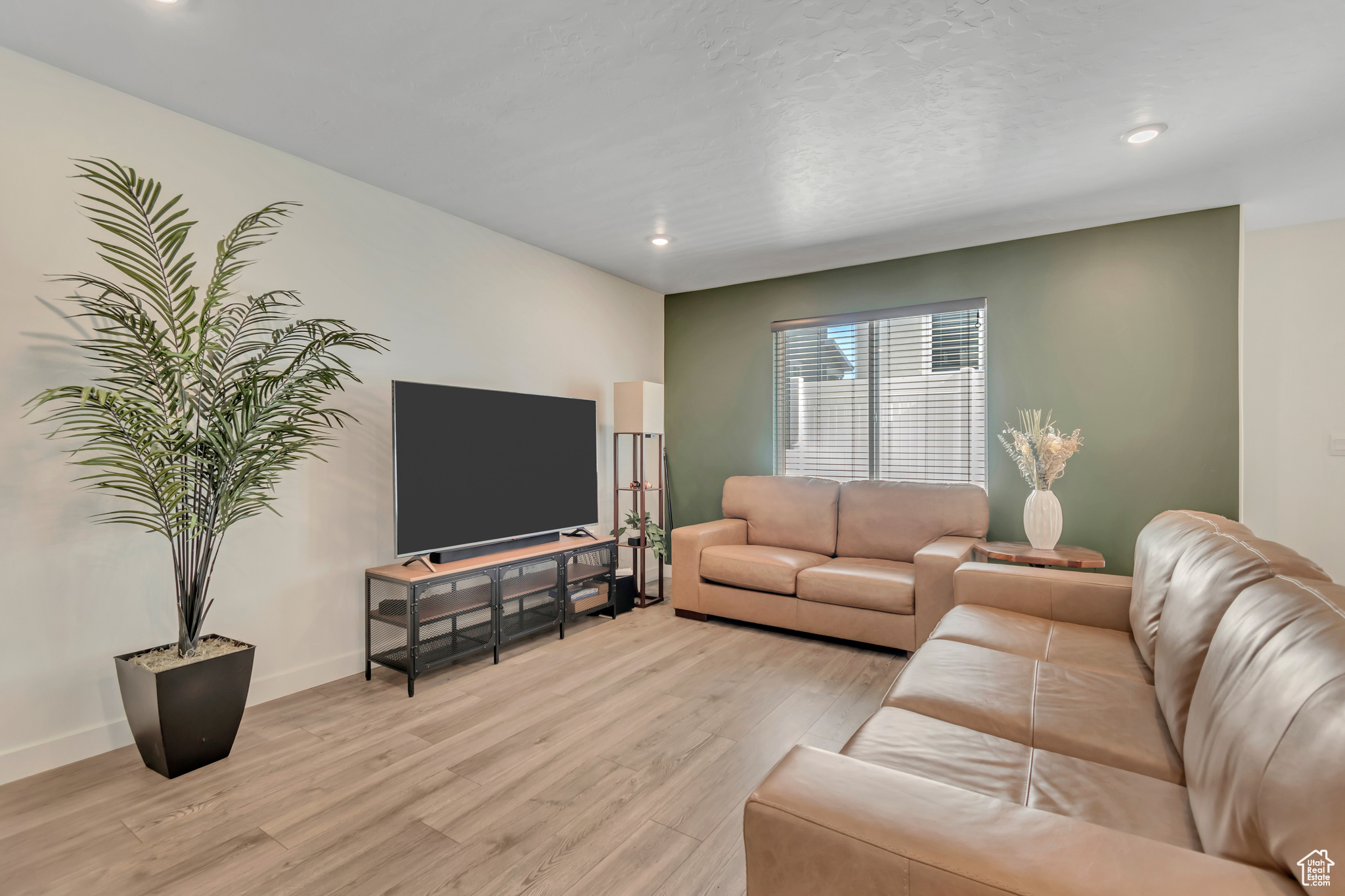 1918 N PATCHWORK AVE