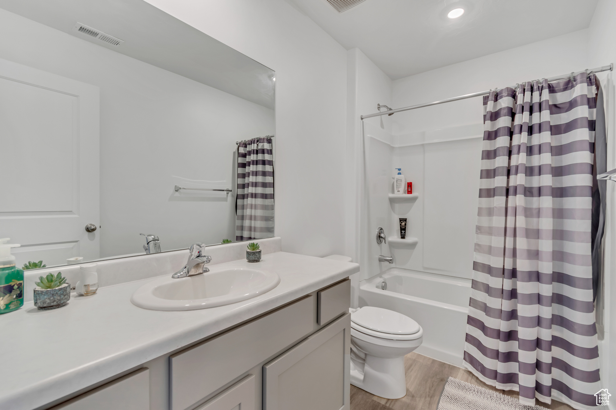 WESTERN ACRES - Residential