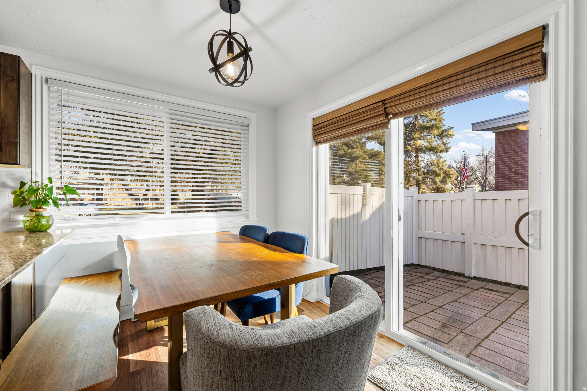 CRESTWOOD - Residential