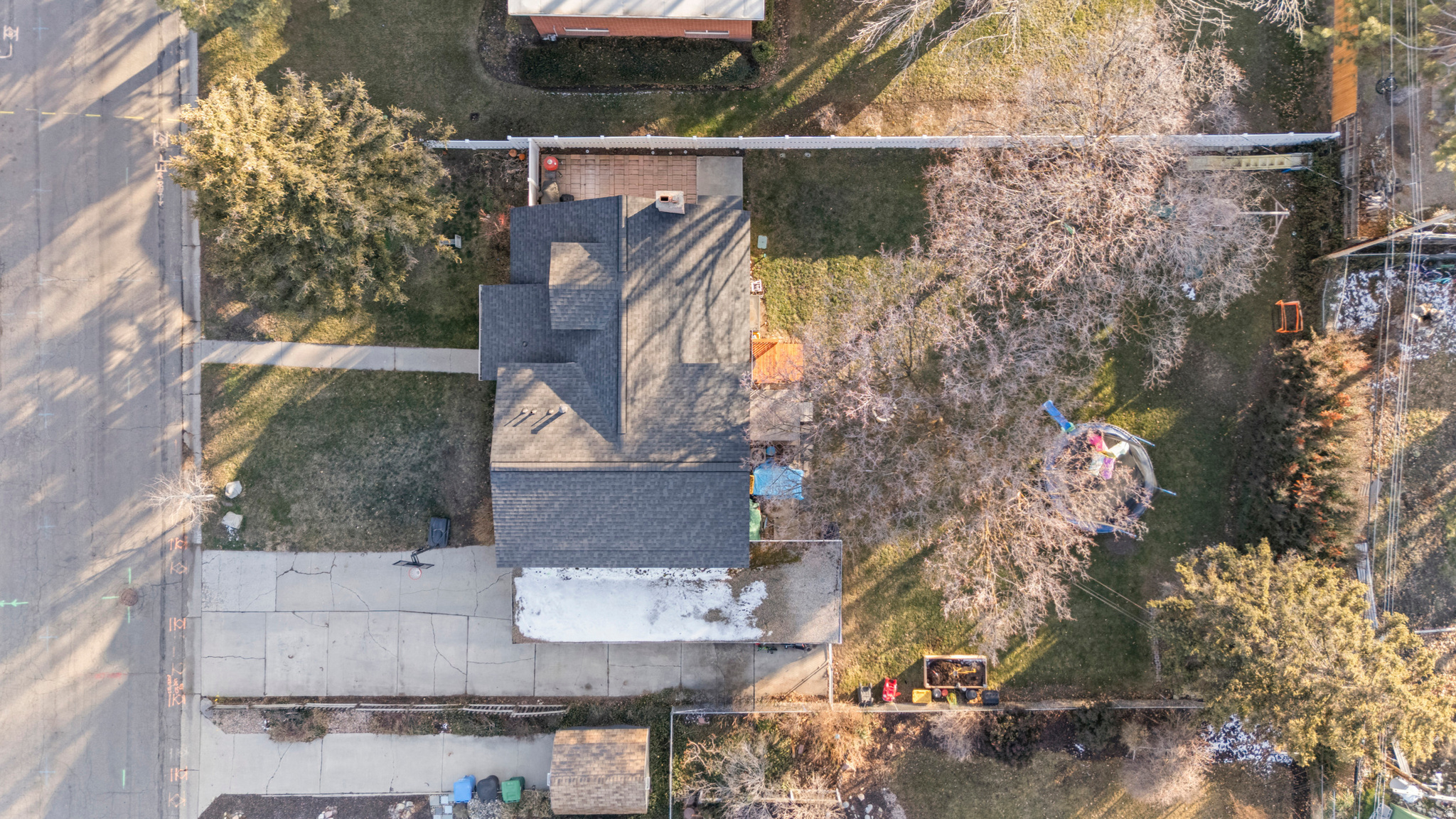 CRESTWOOD - Residential