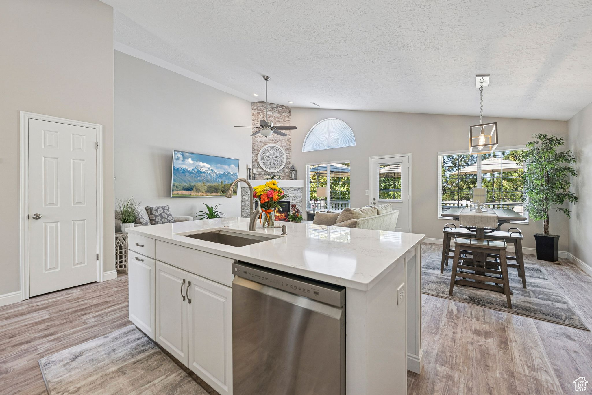 COTTONWOOD - Residential