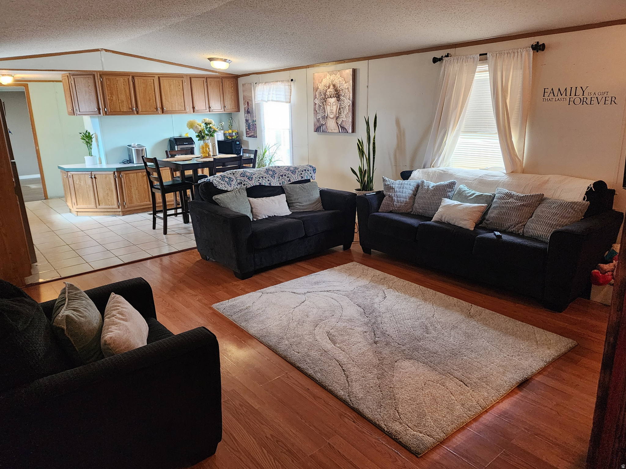 RIVERSIDE - Residential